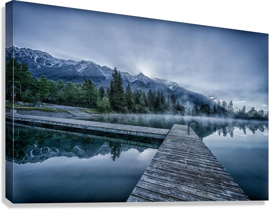 Cool Sunrise on Norbury Lake  Canvas Print